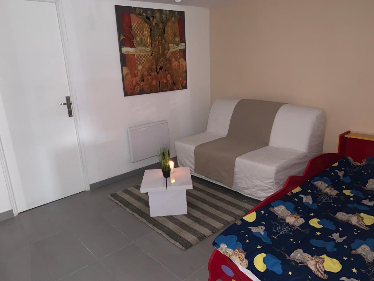 Logement Cosy Proche Paris Et Disneyland 马恩河畔维列 外观 照片
